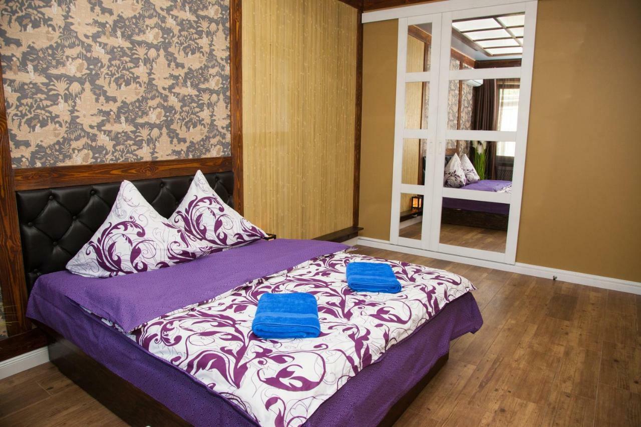 Vip Apartment On Lobanovskogo 19 Street Zaporizhia Bagian luar foto